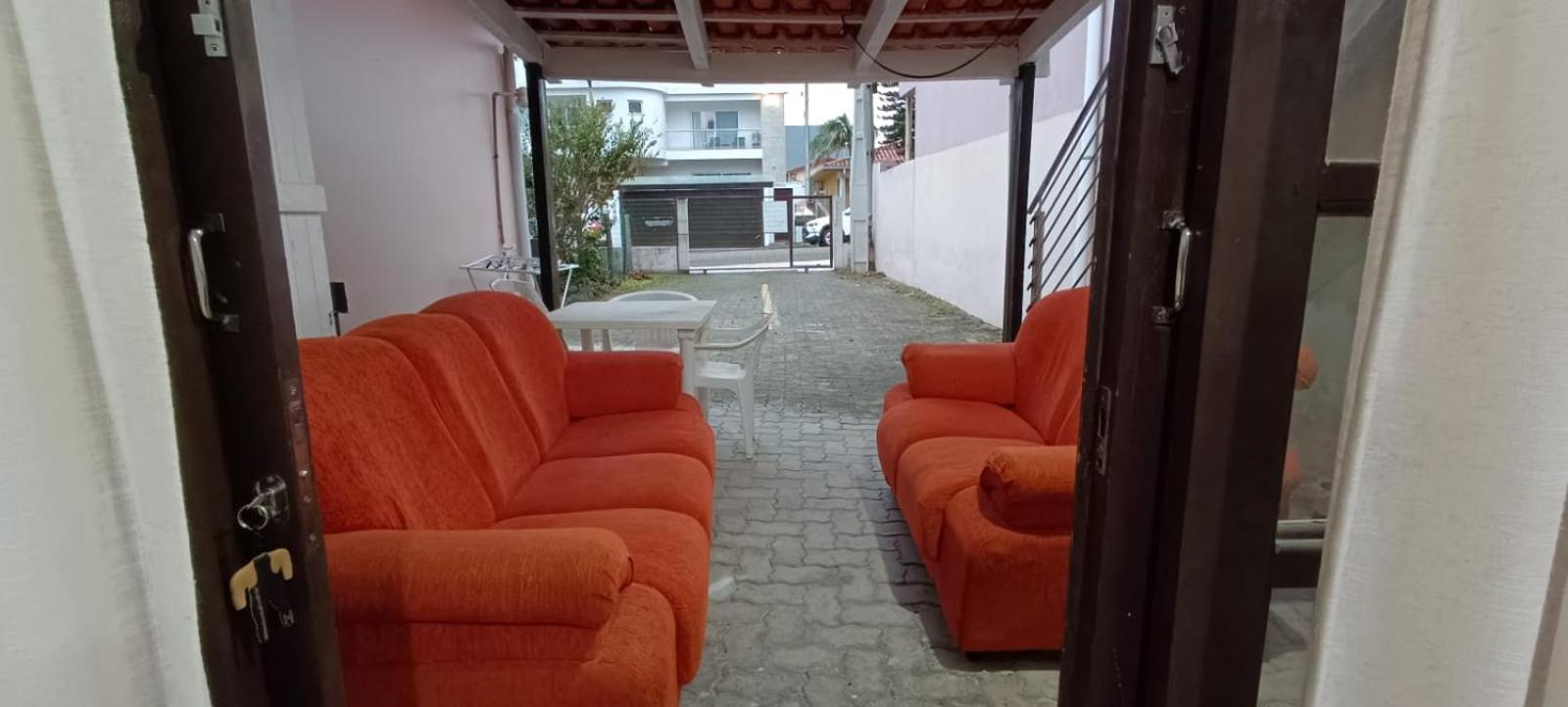 Apartamento térreo bem localizado no centro Garopaba Exterior foto
