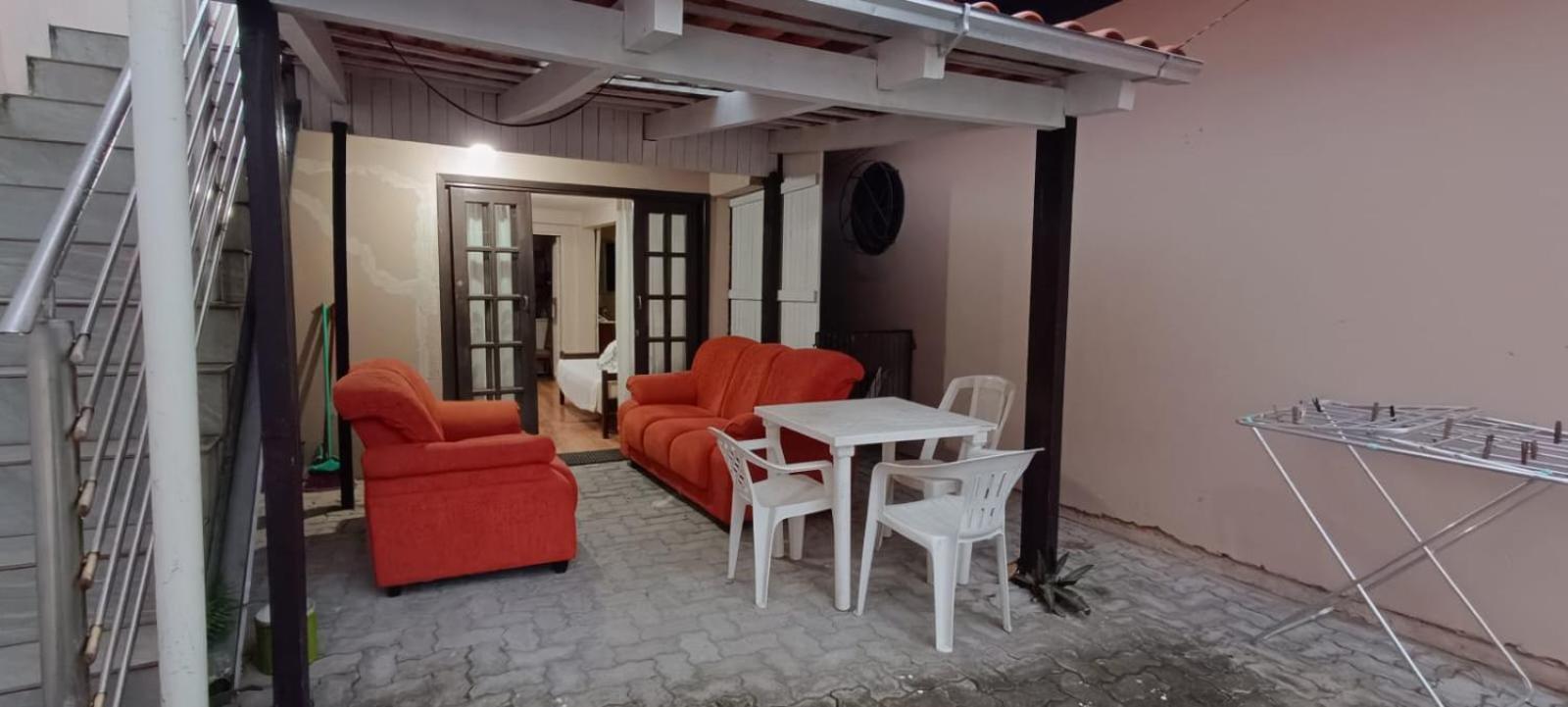 Apartamento térreo bem localizado no centro Garopaba Exterior foto